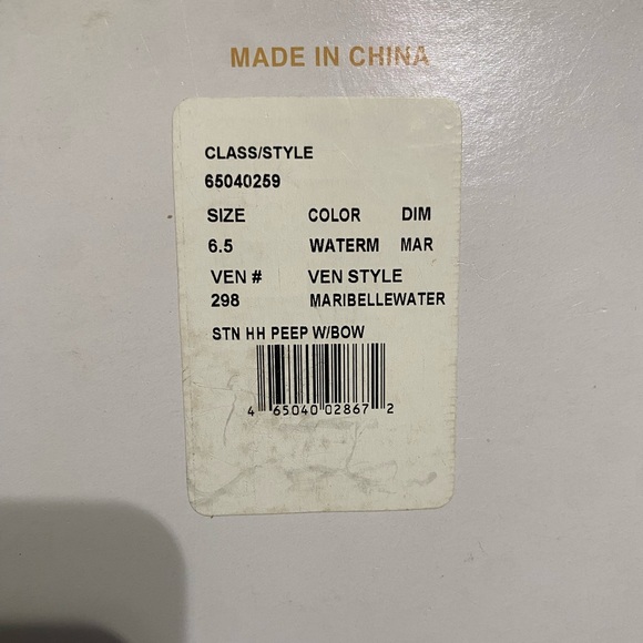 Michaelangelo’s David Bridal Heels - Picture 2 of 7